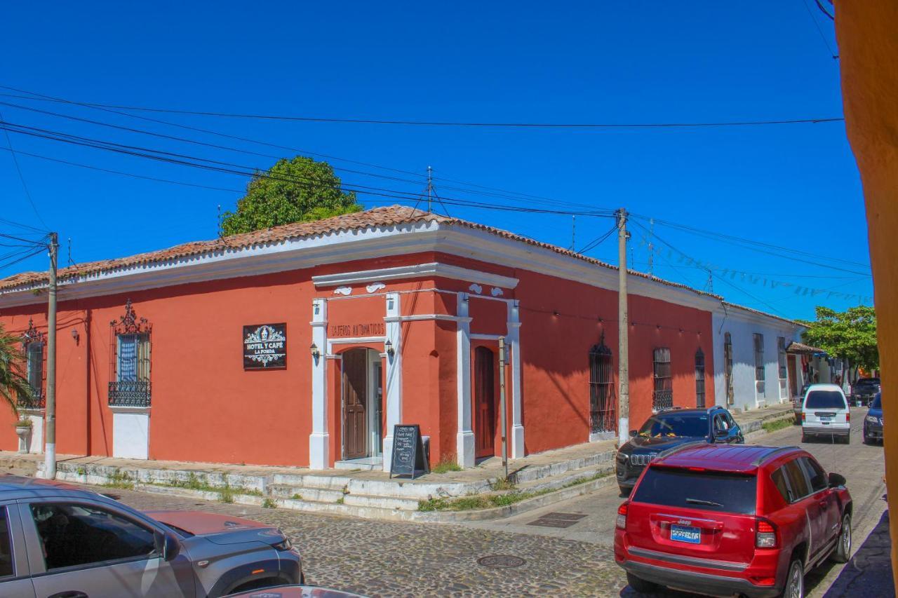 Hotel Y Cafe Ixmati Сучитото Экстерьер фото