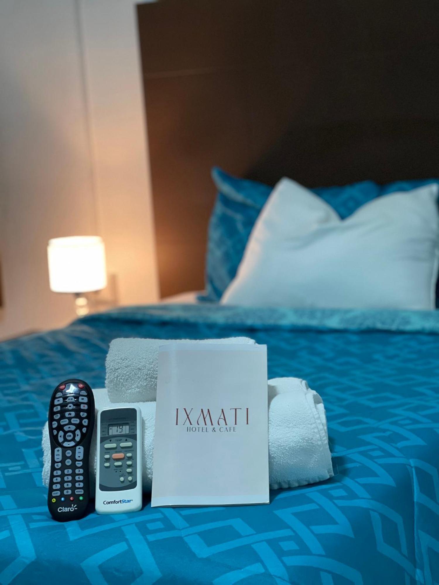 Hotel Y Cafe Ixmati Сучитото Экстерьер фото