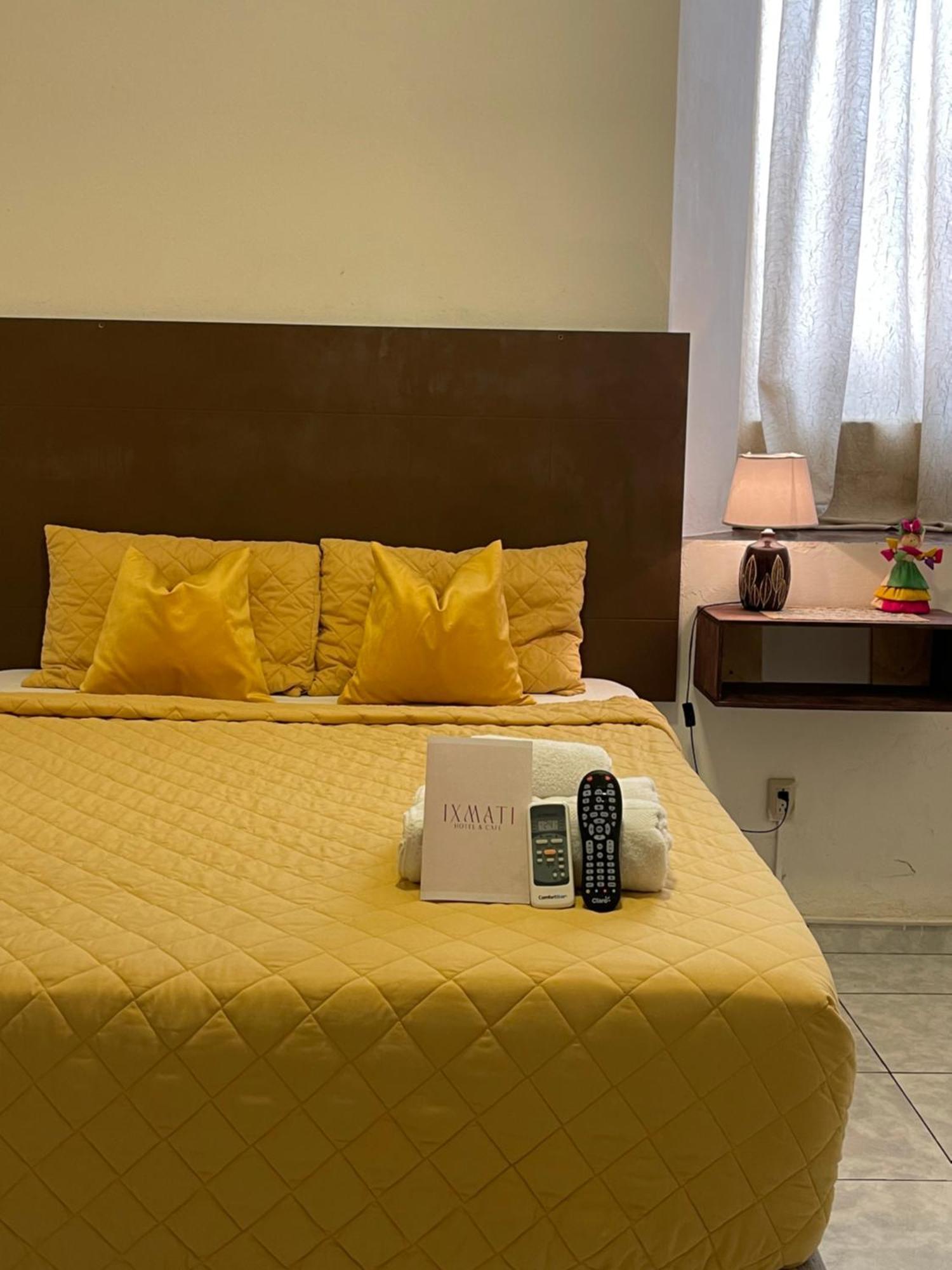 Hotel Y Cafe Ixmati Сучитото Экстерьер фото